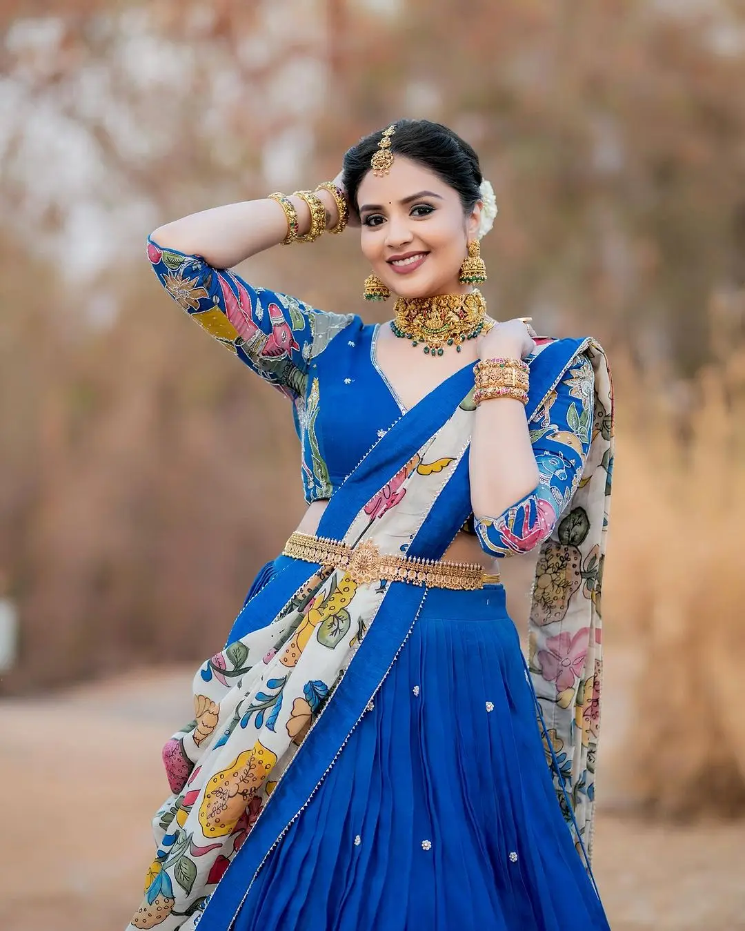 Indian TV Actress Sreemukhi Pics in Blue Lehenga Choli